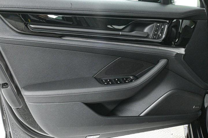 new 2025 Porsche Panamera e-Hybrid car, priced at $141,335