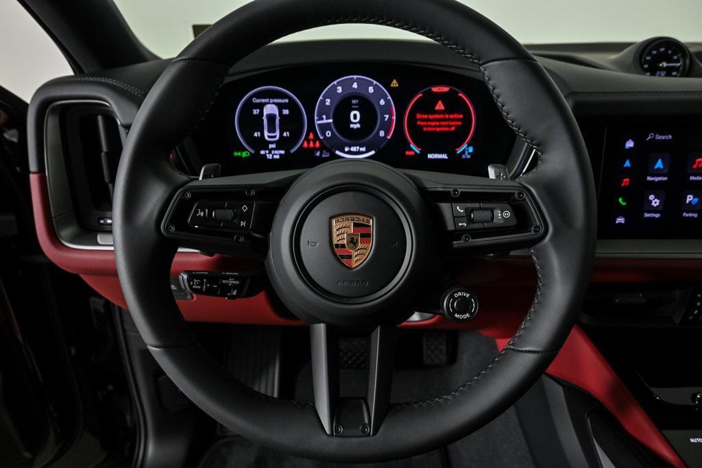 new 2025 Porsche Cayenne car, priced at $119,635