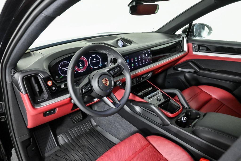 new 2025 Porsche Cayenne car, priced at $120,595