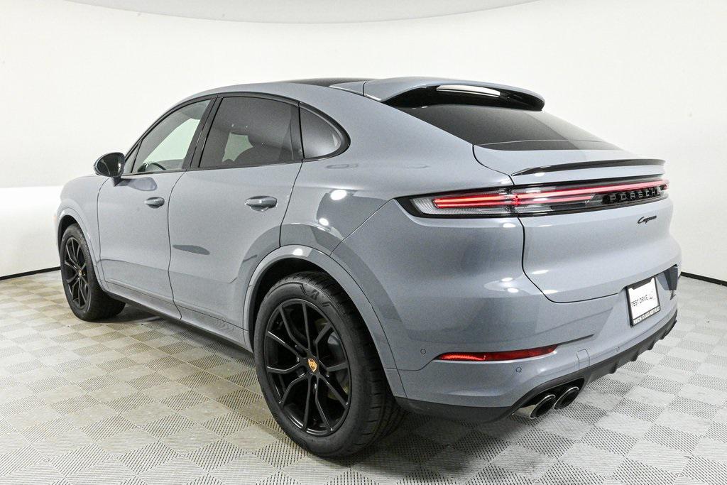 new 2025 Porsche Cayenne car, priced at $116,165