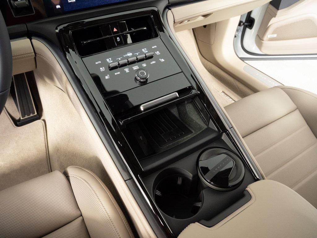 new 2026 Porsche Panamera car, priced at $112,450