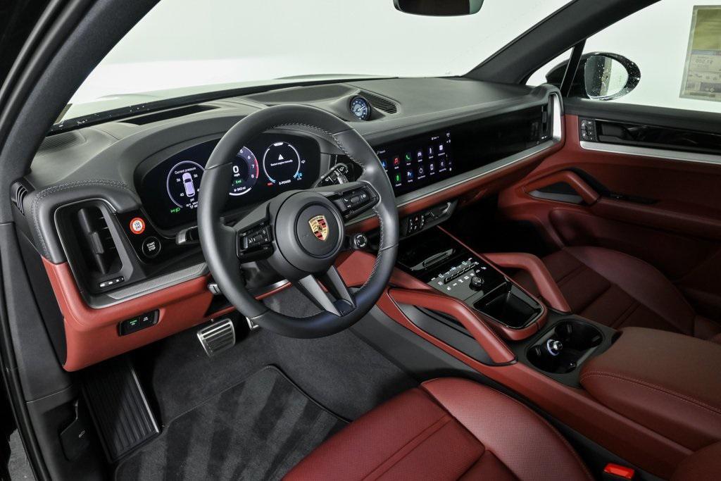 new 2025 Porsche Cayenne car, priced at $139,705