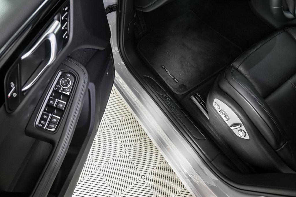new 2025 Porsche Macan car, priced at $79,675