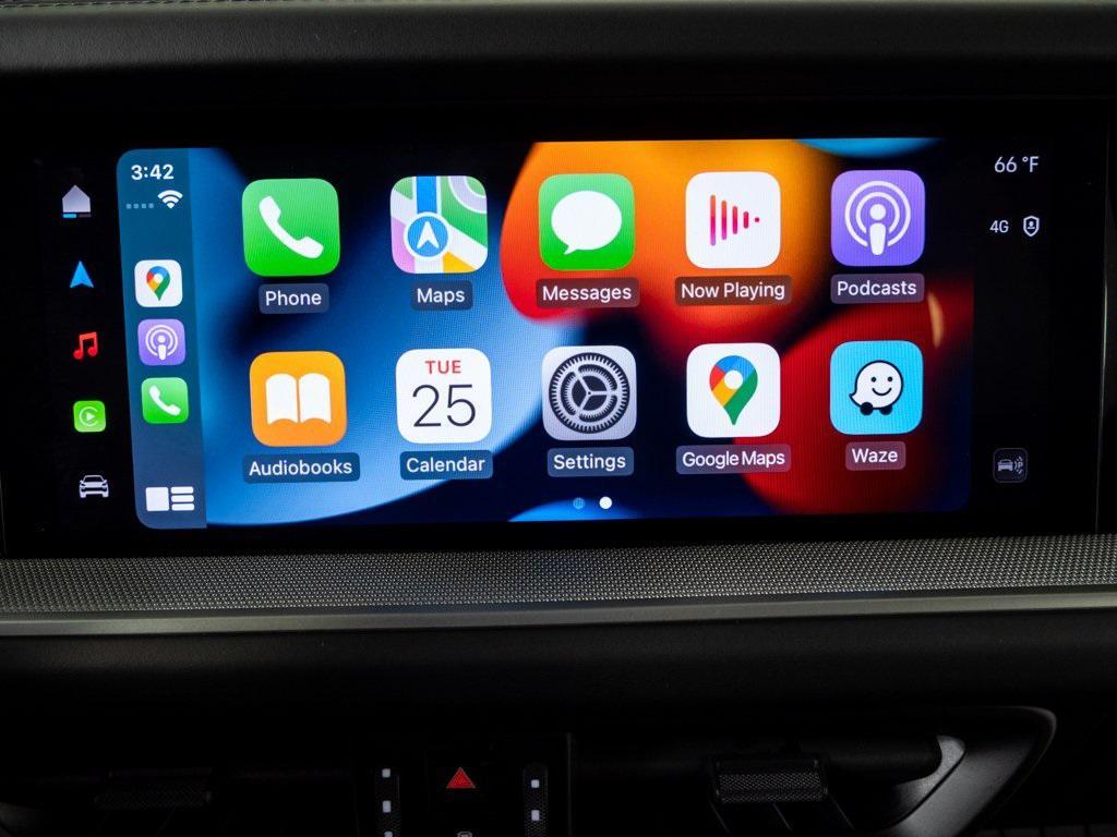 new 2025 Porsche Cayenne car, priced at $107,635