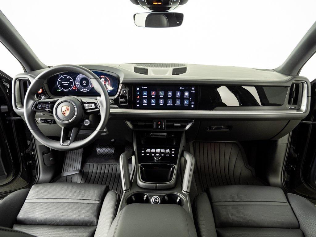 new 2025 Porsche Cayenne car, priced at $107,635