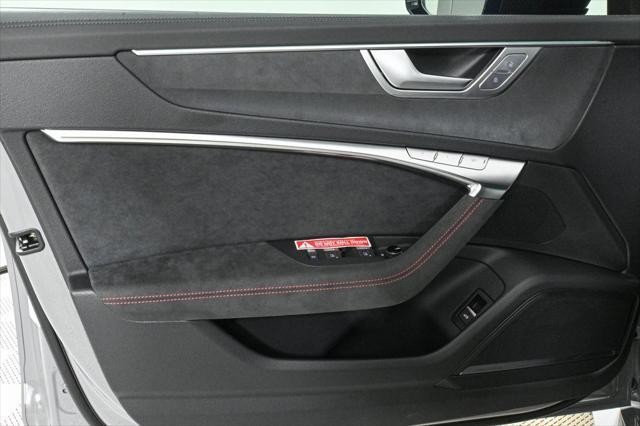 used 2025 Audi RS 6 Avant car, priced at $131,474