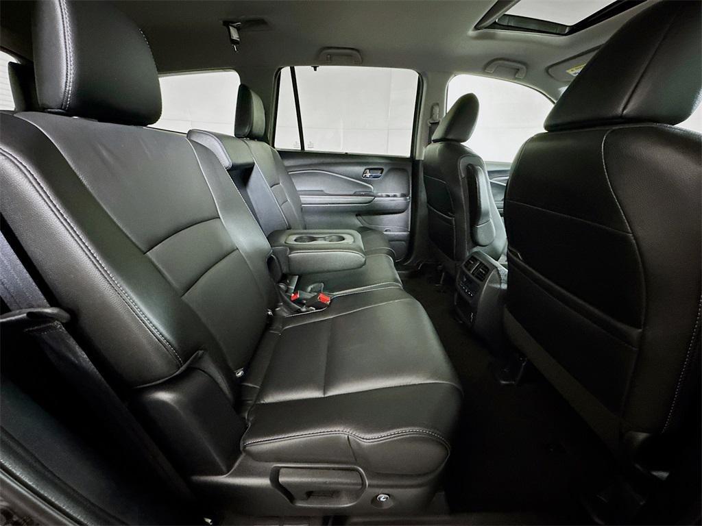 used 2022 Honda Pilot car, priced at $29,497