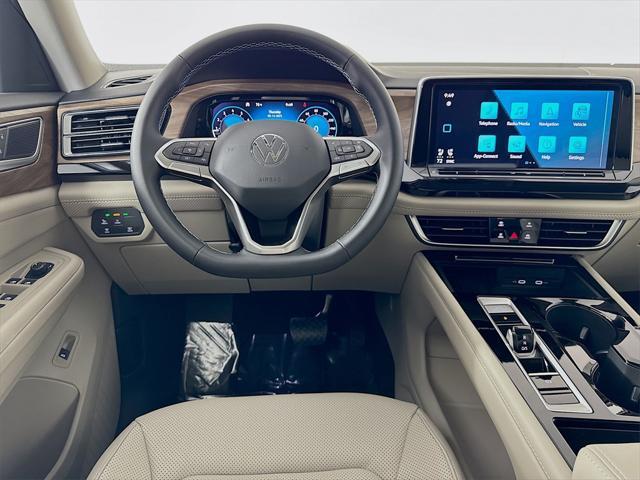 new 2025 Volkswagen Atlas car, priced at $45,616