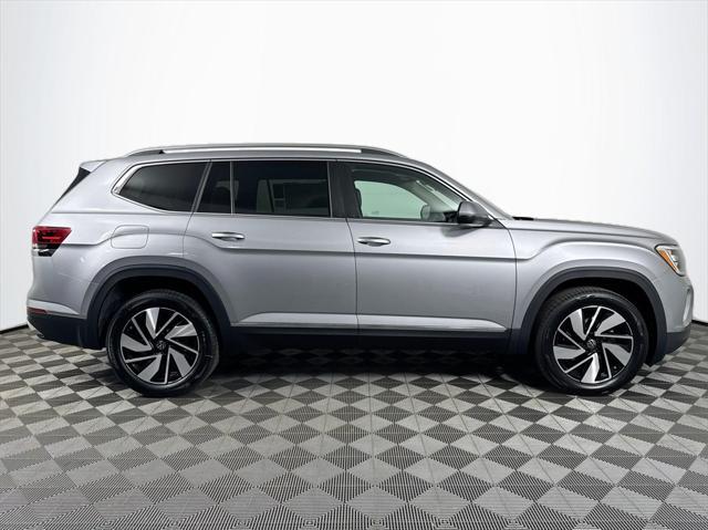 new 2025 Volkswagen Atlas car, priced at $48,828