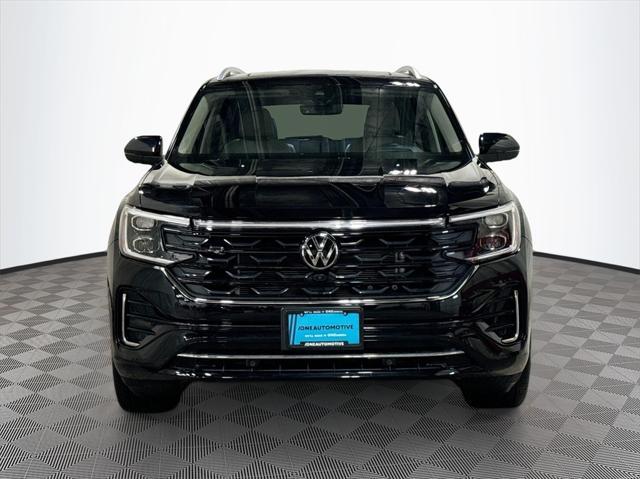 used 2024 Volkswagen Atlas car, priced at $40,992