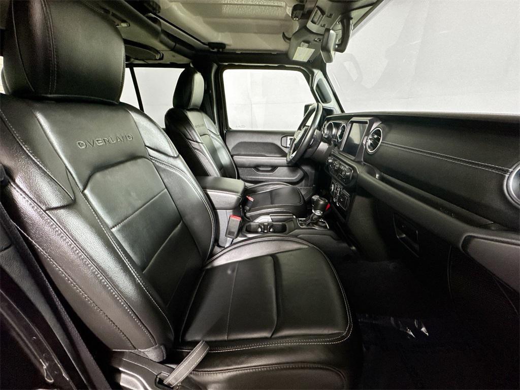 used 2021 Jeep Gladiator car, priced at $32,222