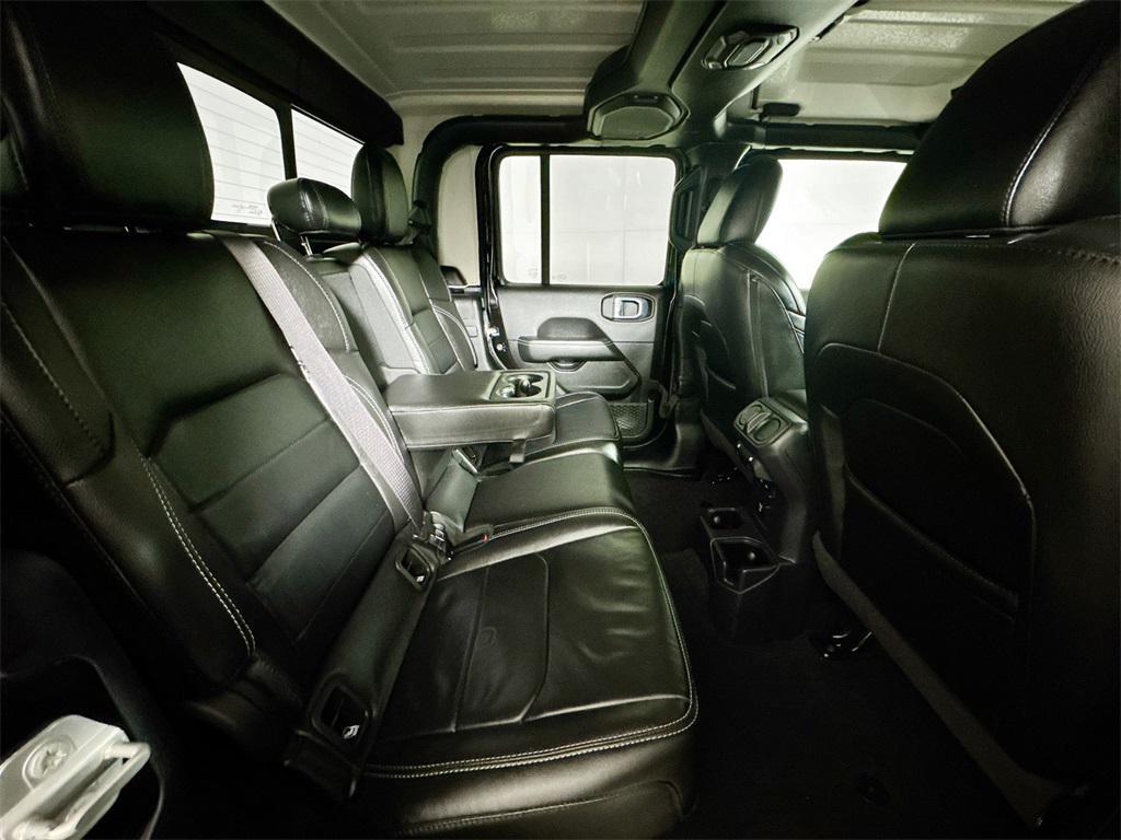 used 2021 Jeep Gladiator car, priced at $32,222