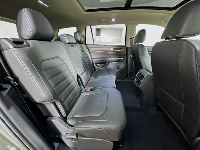 new 2025 Volkswagen Atlas car, priced at $49,072