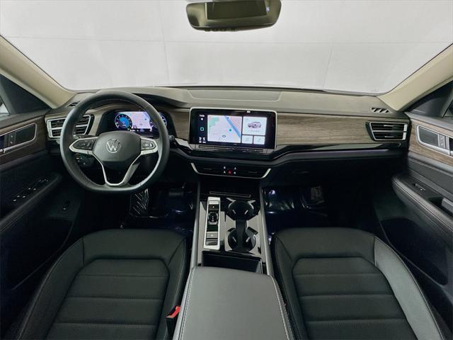 new 2025 Volkswagen Atlas car, priced at $49,072