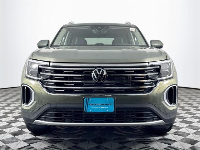 new 2025 Volkswagen Atlas car, priced at $49,072