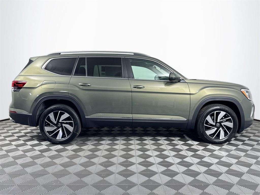 new 2025 Volkswagen Atlas car, priced at $49,072