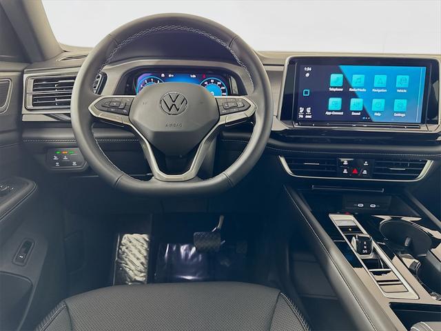 new 2025 Volkswagen Atlas Cross Sport car, priced at $45,603