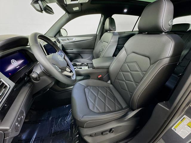 new 2025 Volkswagen Atlas Cross Sport car, priced at $45,603