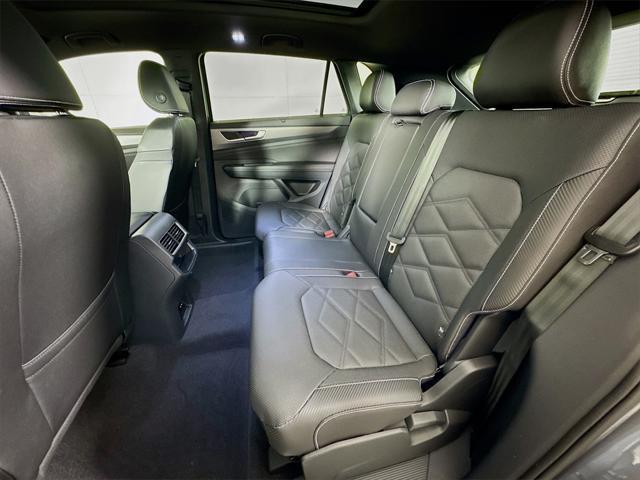 new 2025 Volkswagen Atlas Cross Sport car, priced at $45,603