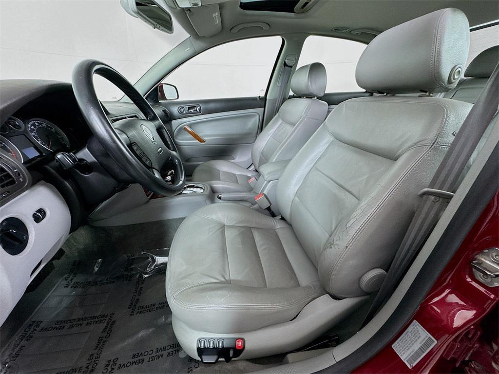 used 2003 Volkswagen Passat car, priced at $6,422