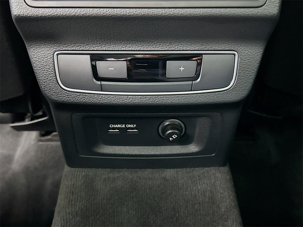 used 2024 Audi Q5 car, priced at $39,992