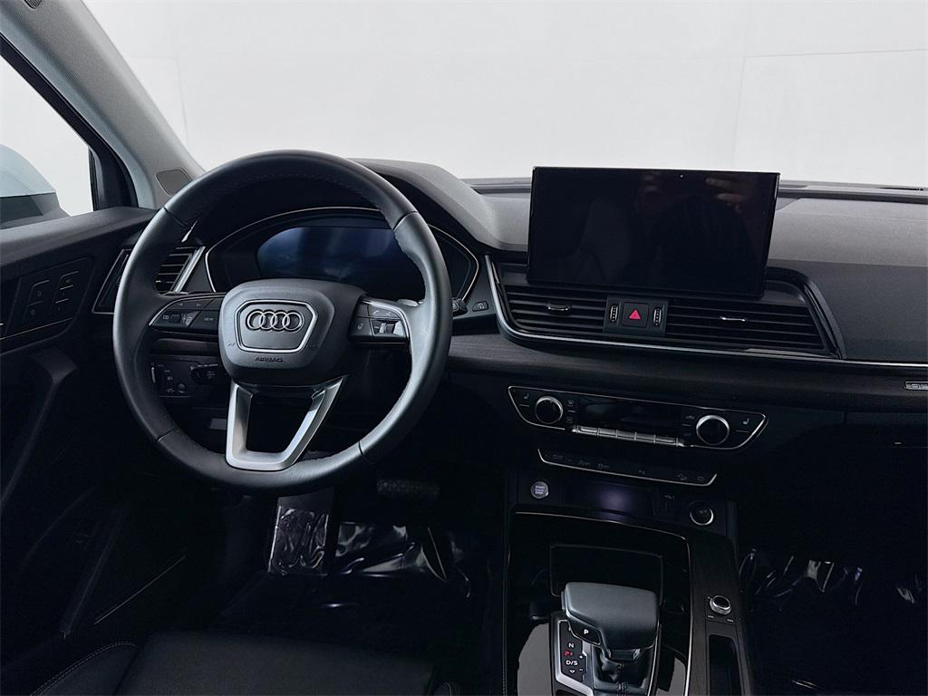 used 2024 Audi Q5 car, priced at $39,992