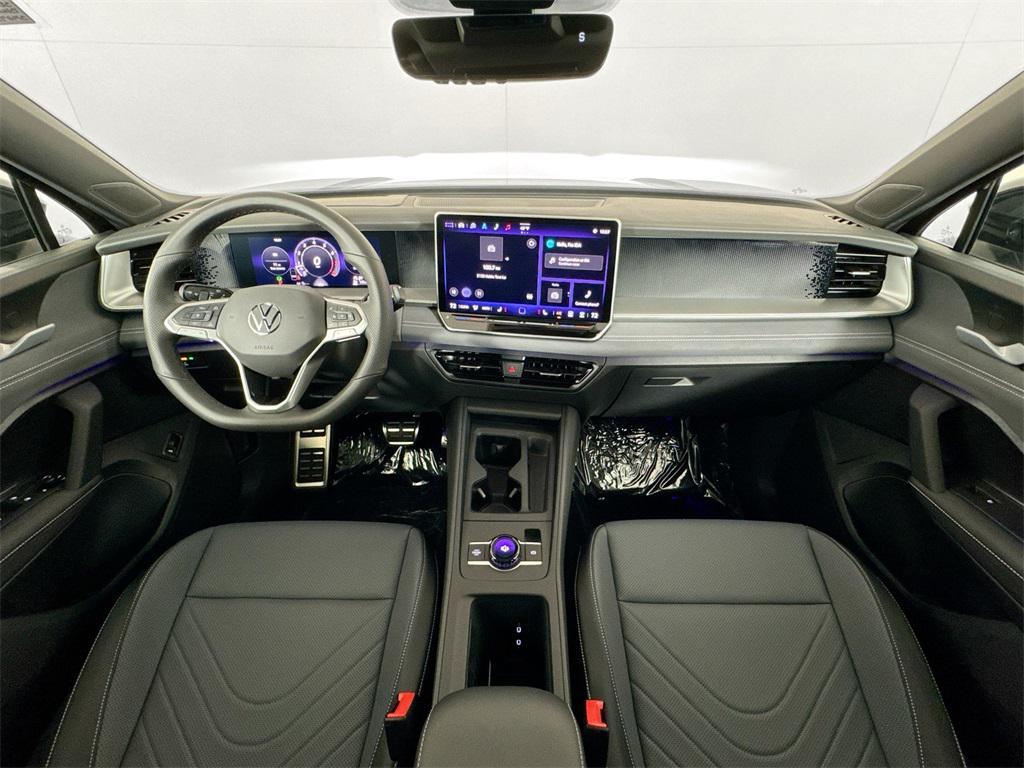 new 2025 Volkswagen Tiguan car, priced at $38,798