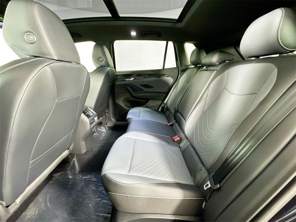 new 2025 Volkswagen Tiguan car, priced at $38,798