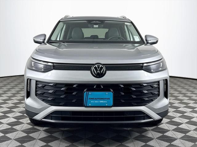 new 2025 Volkswagen Tiguan car, priced at $35,739