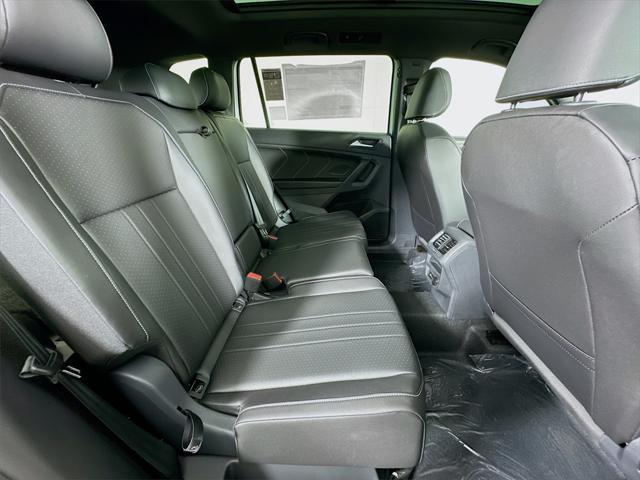 new 2024 Volkswagen Tiguan car, priced at $36,903