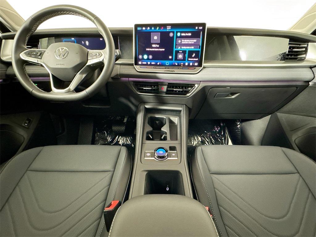 new 2025 Volkswagen Tiguan car, priced at $35,494