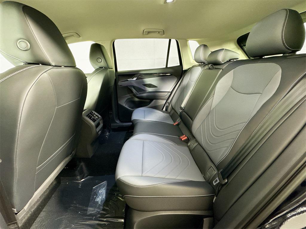 new 2025 Volkswagen Tiguan car, priced at $35,494