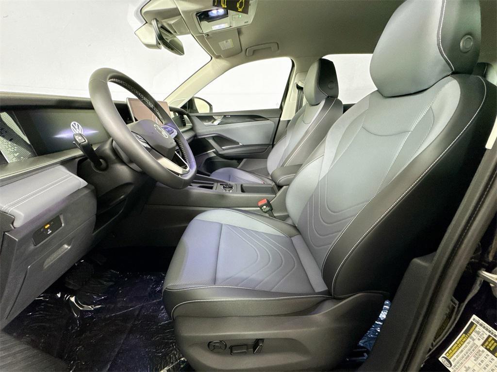 new 2025 Volkswagen Tiguan car, priced at $35,494