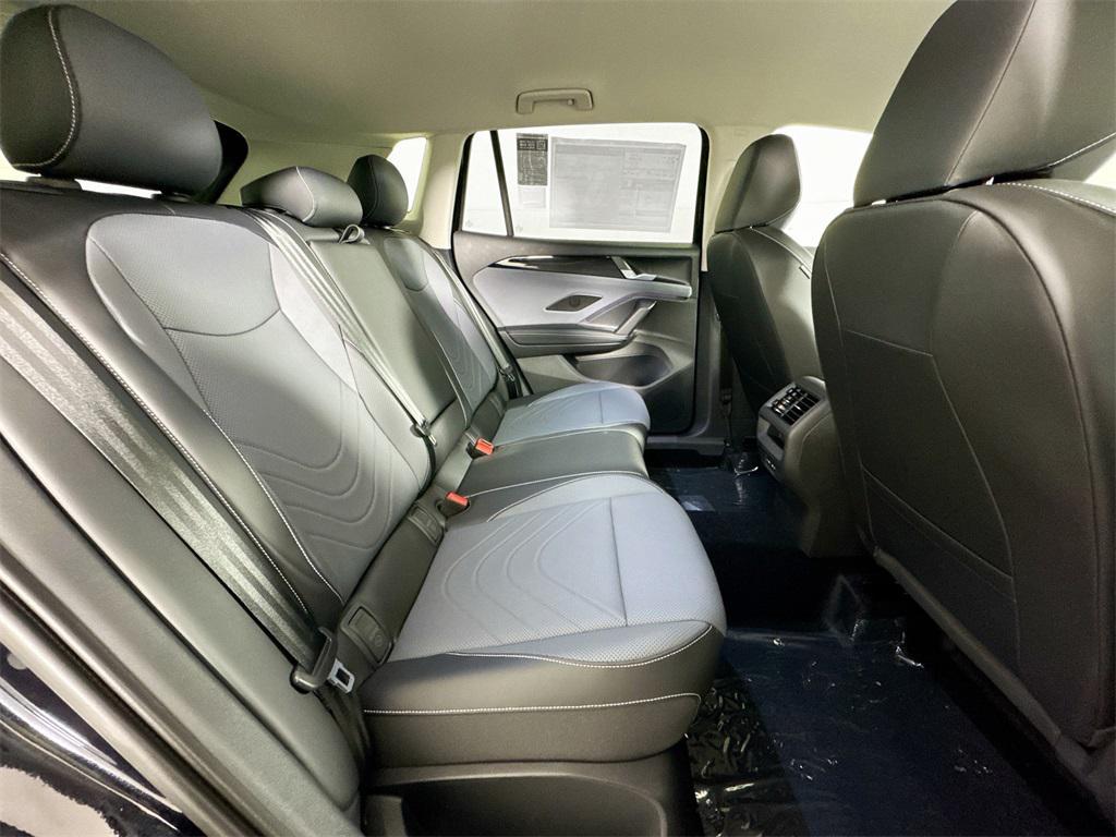 new 2025 Volkswagen Tiguan car, priced at $35,494