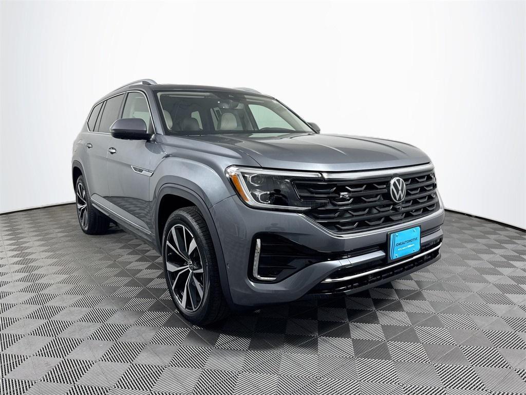 new 2025 Volkswagen Atlas car, priced at $53,411