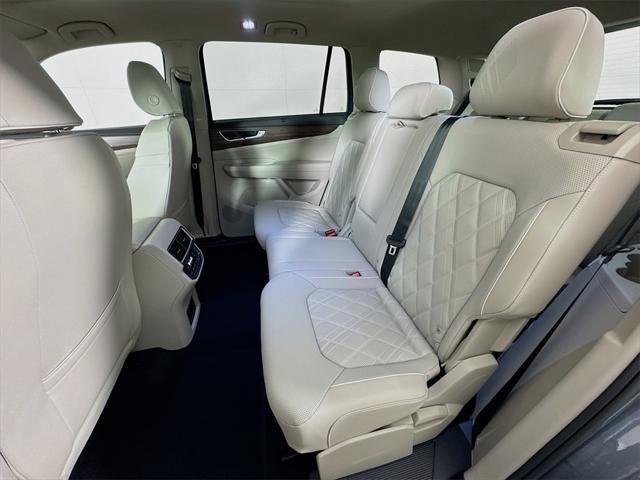 new 2025 Volkswagen Atlas car, priced at $53,911