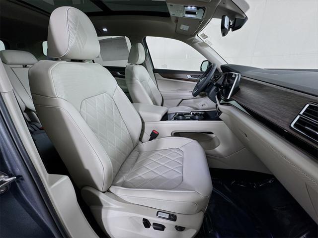 new 2025 Volkswagen Atlas car, priced at $53,911