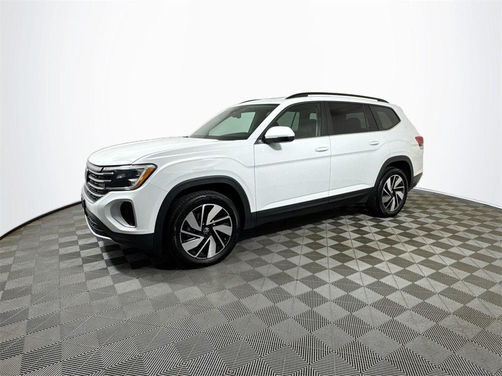 used 2024 Volkswagen Atlas car, priced at $32,892