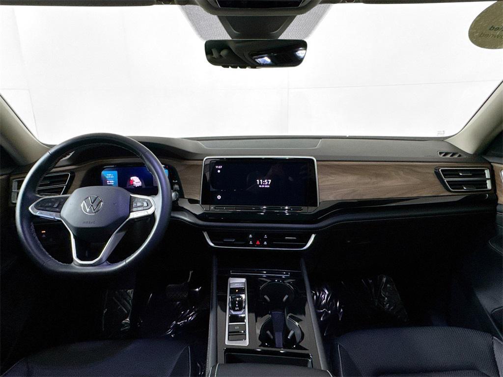 used 2024 Volkswagen Atlas car, priced at $32,892