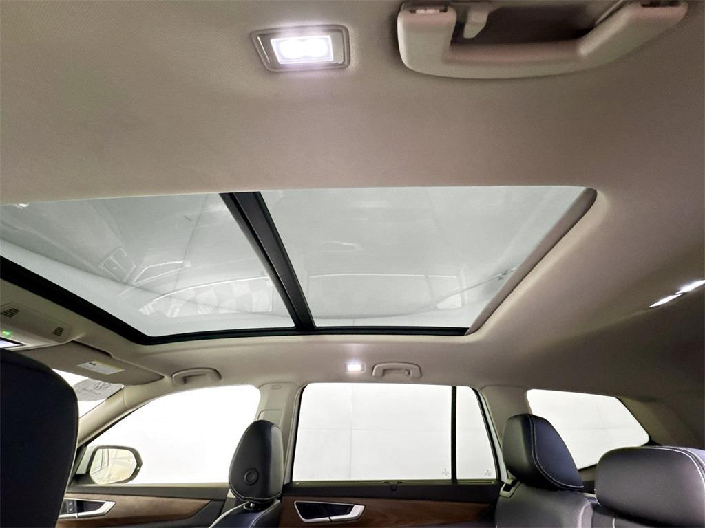 used 2024 Volkswagen Atlas car, priced at $32,892