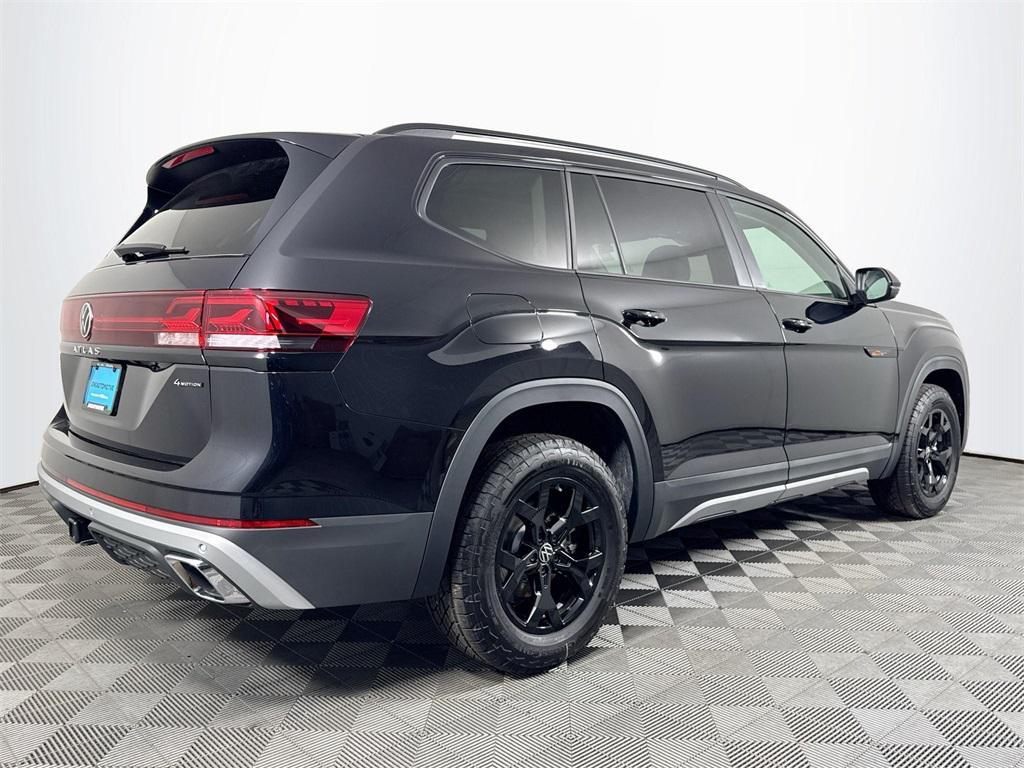 new 2025 Volkswagen Atlas car, priced at $48,175