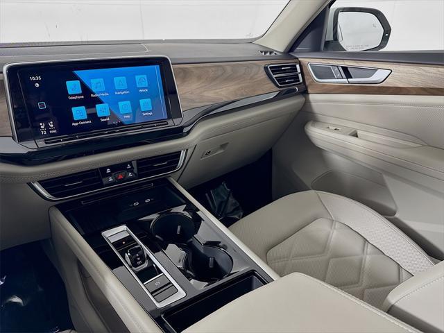 new 2025 Volkswagen Atlas car, priced at $46,148