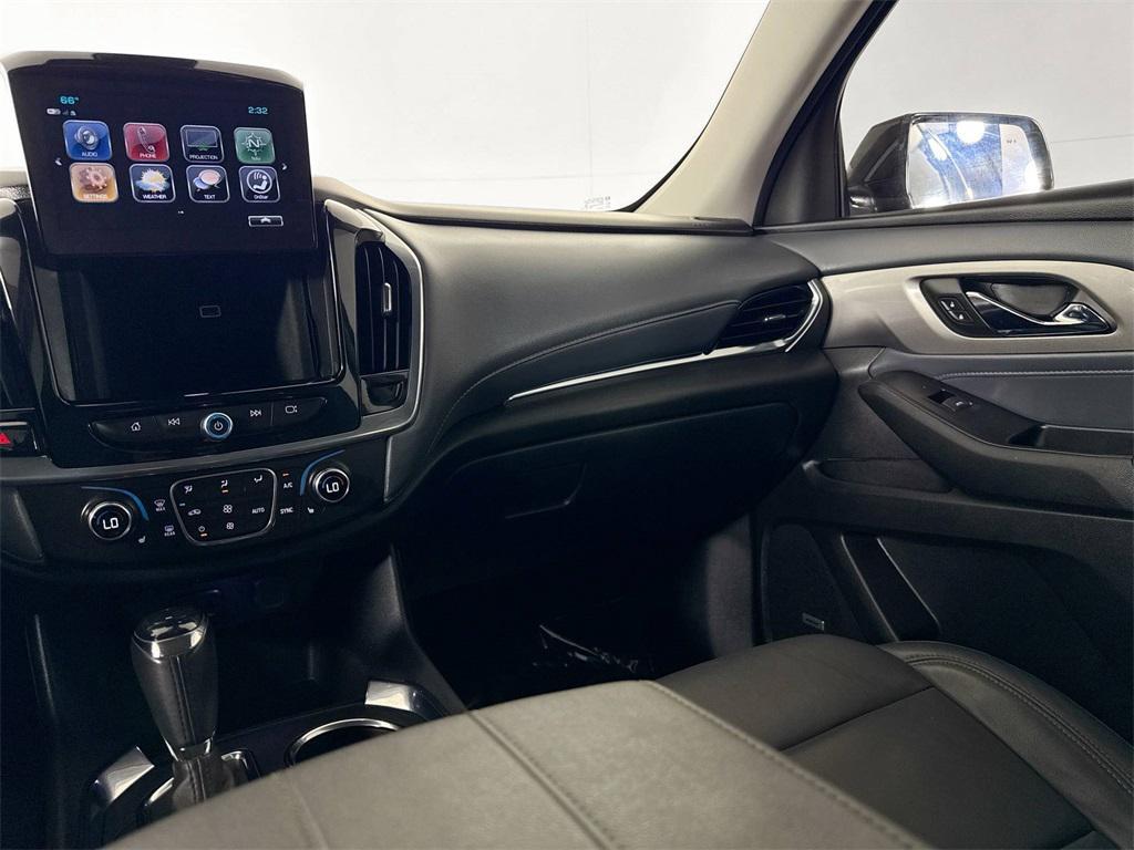 used 2018 Chevrolet Traverse car, priced at $21,997