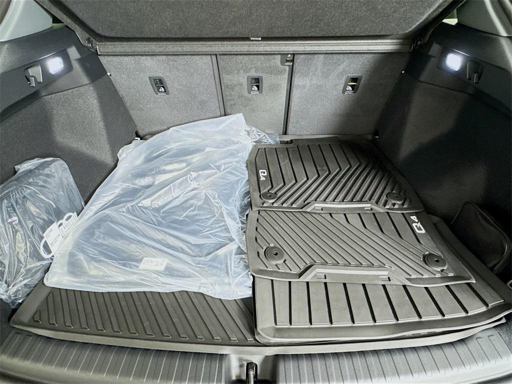 new 2025 Audi Q4 e-tron car, priced at $61,509