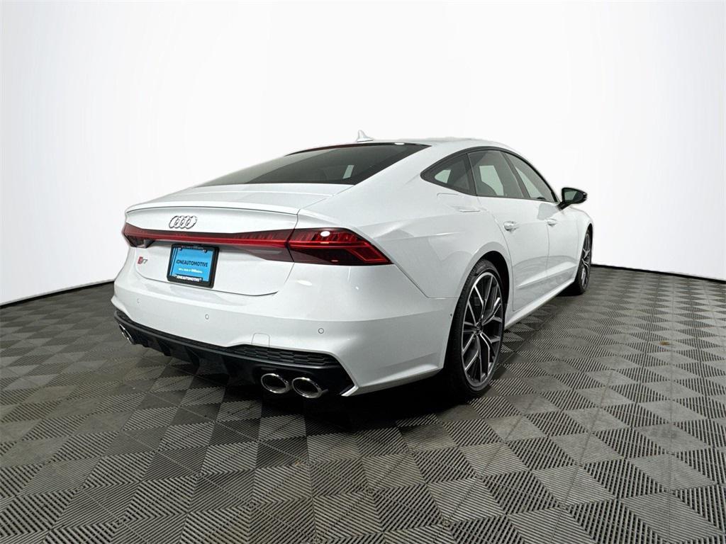 new 2025 Audi S7 car, priced at $93,635