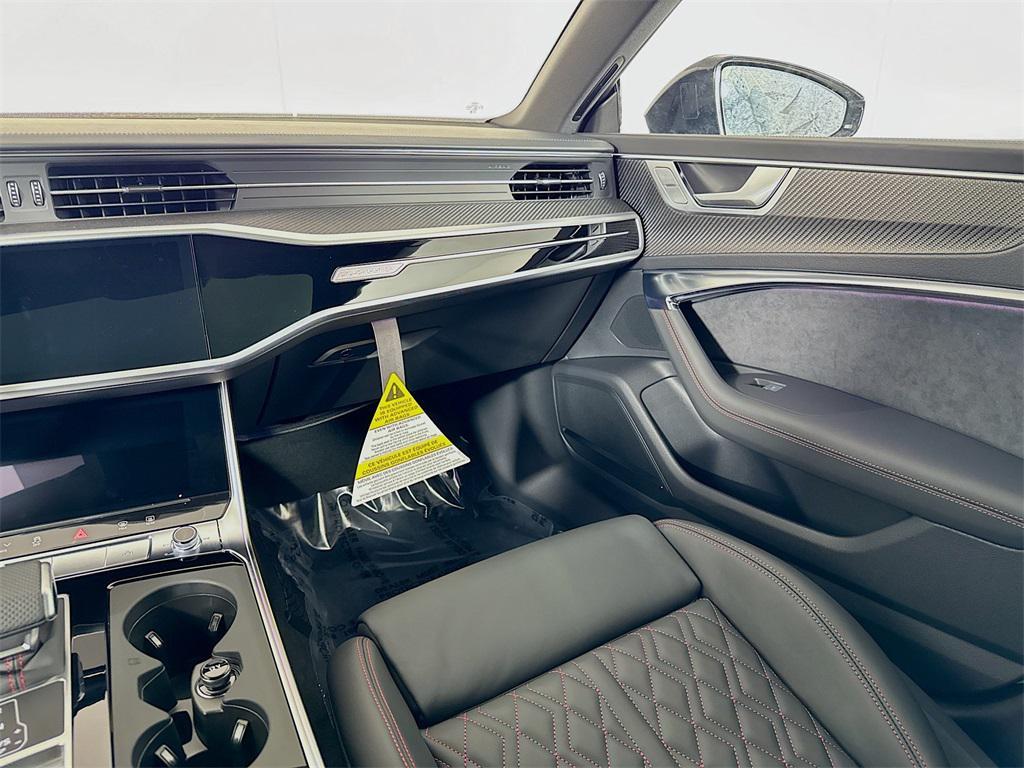 new 2025 Audi S7 car, priced at $93,635