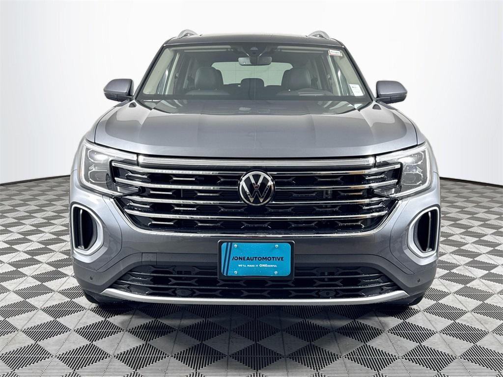 new 2025 Volkswagen Atlas car, priced at $48,572