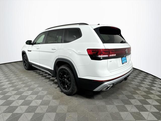 new 2025 Volkswagen Atlas car, priced at $48,002