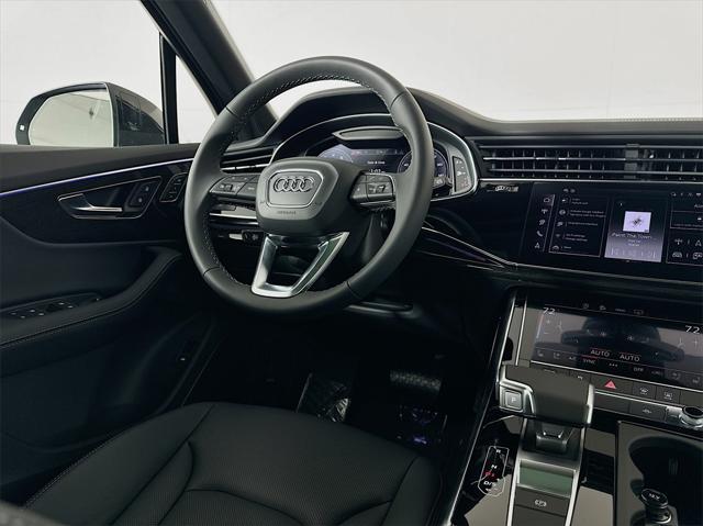 new 2025 Audi Q7 car, priced at $71,731