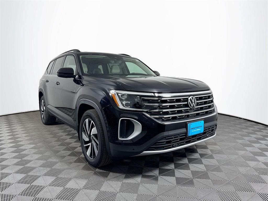 new 2025 Volkswagen Atlas car, priced at $46,061